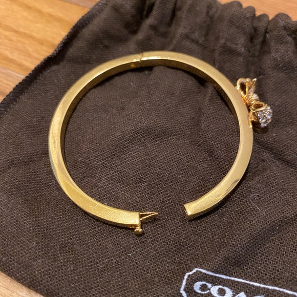 Coach Hinged Bangle Bracelet Rhinestone Bow NEW - Picture 6 of 9
